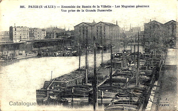 881. PARIS (X° et XIX°)  &ndash; Ensemble du Bassin de la Villette - Les Magasins générauxVue prise de la Grande Passerelle
